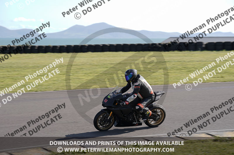 anglesey no limits trackday;anglesey photographs;anglesey trackday photographs;enduro digital images;event digital images;eventdigitalimages;no limits trackdays;peter wileman photography;racing digital images;trac mon;trackday digital images;trackday photos;ty croes